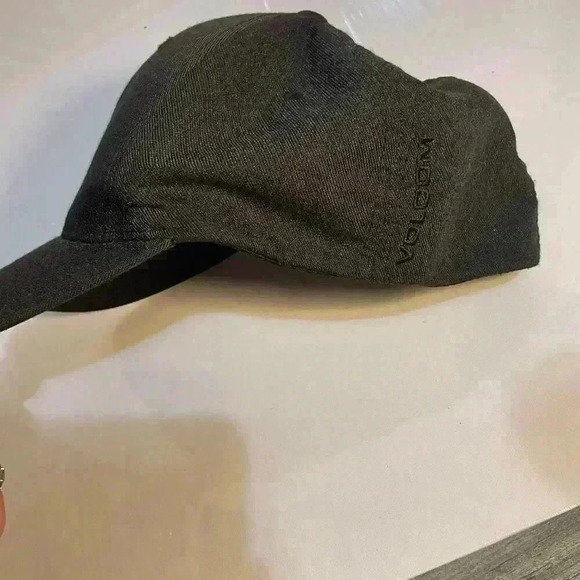 Volcom flexfit L/XL dark heather grey - Picture 7 of 7